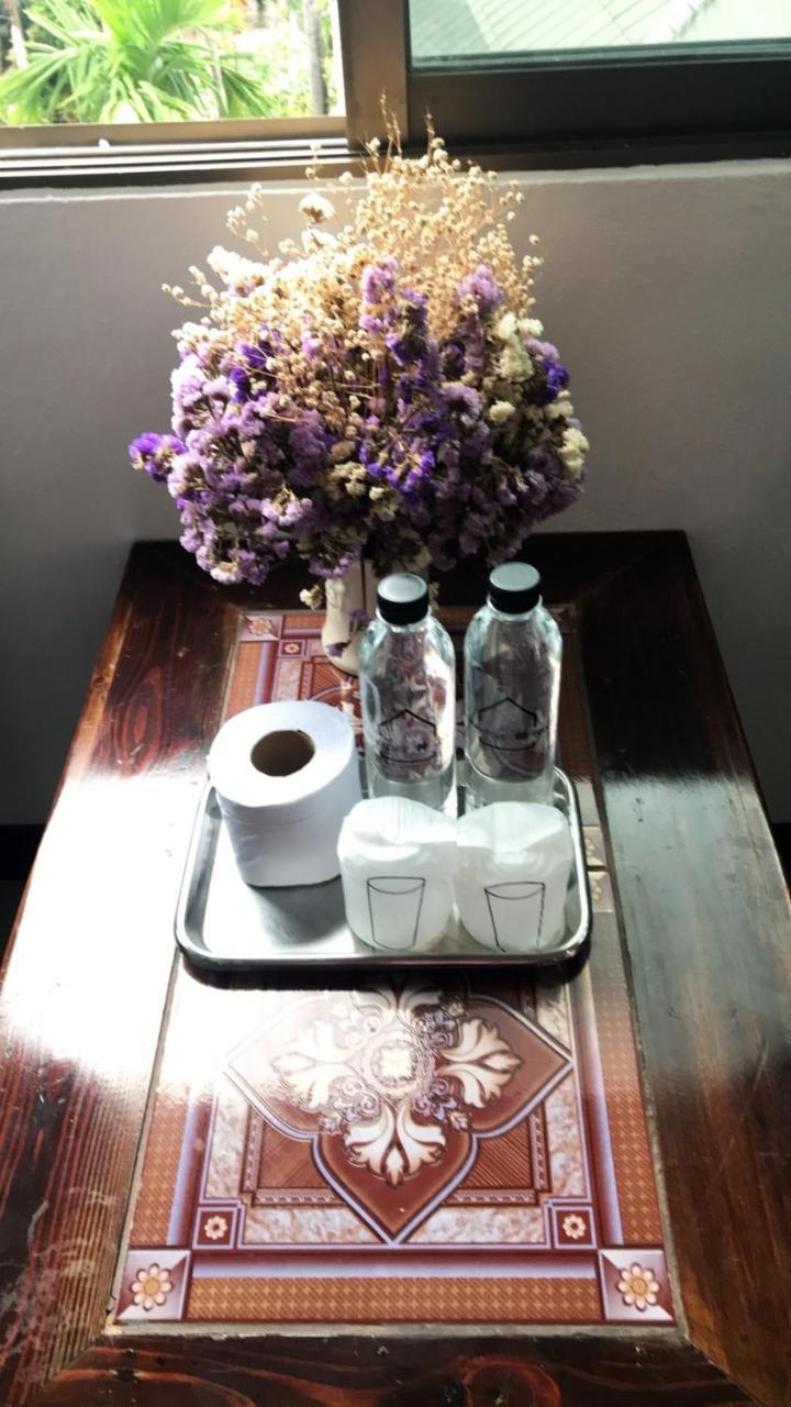 Sawatdee Luck Hotel Chiang Mai Buitenkant foto