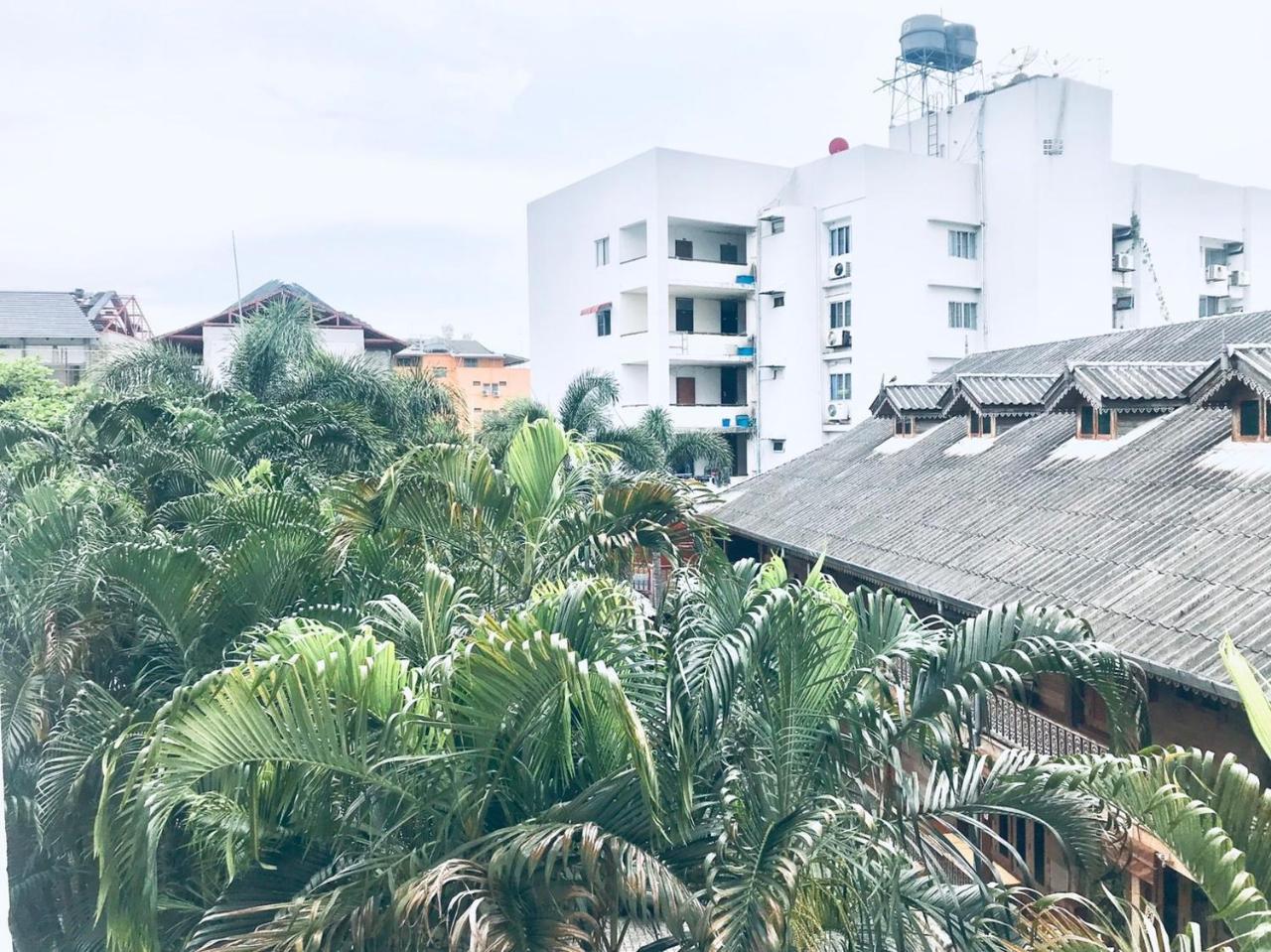 Sawatdee Luck Hotel Chiang Mai Buitenkant foto